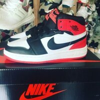 Jordan 1 chicago ( full box )