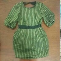 Jum giả váy kim sa