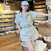 Jum thời trang nữ mặc đi chơi chất Jum kaki cổ sơ mi dáng quần ngắn phối nút bo eo tôn dáng