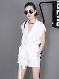 Jumpsuit short giả váy 2 túi cổ vest thời trang TV1187 (Màu trắng)