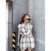 Jumsuit short caro cổ vest nút nơ eo