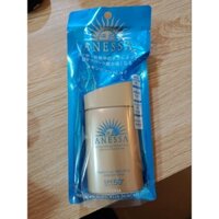 KCN Anessa 60ml date 2025