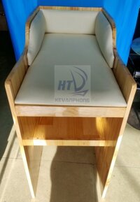Kệ Thay Tã Sơ Sinh – Bàn Thay Tả Chống Trơn Trượt