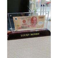 Kệ trưng bày tiền seri số đẹp mica nam châm sang trọng để bàn