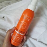 Kem chống nắng Avene SPF50+ Fluid 50ml