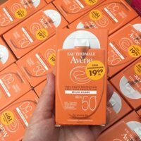 Kem chống nắng avene