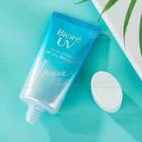 Kem chống nắng Biore UV Aqua Rich Watery Essence SPF50+ PA++++ Tuýp 50g