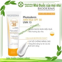 Kem chống nắng dành cho da hỗn hợp da dầu và da mụn Bioderma Photoderm AKN Mat SPF30 - 40ml