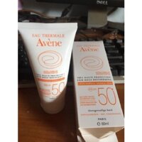 Kem chống nắng dành cho da nhạy cảm, da dễ bị kích ứng Eau Thermale Avene 50ml