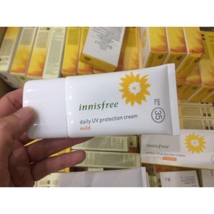 Kem chống nắng dưỡng ẩm Innisfree Daily UV Protection Cream Mild SPF35 PA++