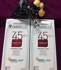 Kem chống nắng Garnier ombrelle SPF45