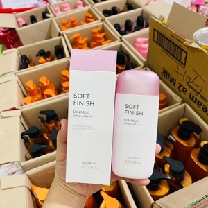 Kem chống nắng Missha All Around Safe Block Soft Finish Sun Milk 40ml