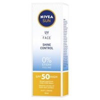 Kem chống nắng Nivea Sun SPF 50+ UV Face Shine Control 50ml