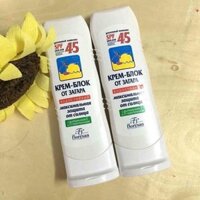 Kem Chống Nắng SPF 45 Dành Cho Đi Biển