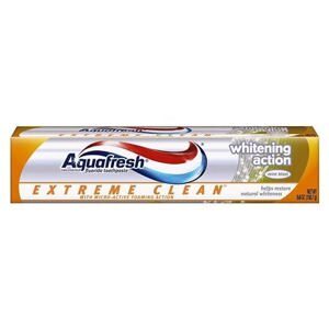 Kem đánh răng Aquafresh Extreme Clean Whitening Action - 158,7g