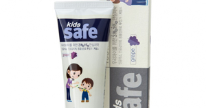 Kem đánh răng cho bé Kids Safe hương nho 90g