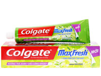 Kem đánh răng Colgate MaxFresh trà xanh 180g