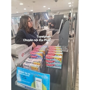 Kem đánh răng Colgate MaxWhite