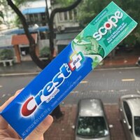 Kem đánh răng Crest Complete Whitening + Scope Outlast 153g [Hàng Mỹ]