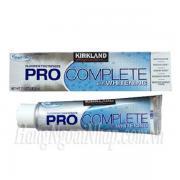 Kem đánh răng Kirkland Signature Pro Complete Plus Whitening Toothpaste - 212,6 g