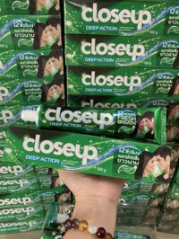 KEM ĐÁNH RĂNG THÁI LAN CLOSEUP. CHAI 160G