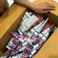 Kem đánh răng thái