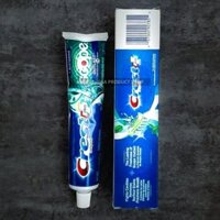 Kem Đánh Răng Trắng Răng Crest Plus Complete Scope Outlast 153g