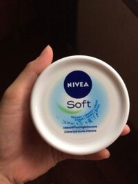 KEM DƯỠNG ẨM CHO DA MẶT VÀ TOÀN THÂN NIVEA SOFT 50ml