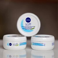 Kem dưỡng ẩm, chống nẻ Nivea soft 50ml - 200ml