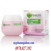 Kem dưỡng ẩm Garnier cho da khô và da nhạy cảm cực tốt