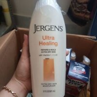 Kem dưỡng ẩm Jergens Ultra Healing