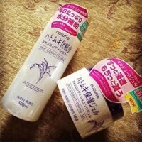 Kem dưỡng ẩm naturie skin