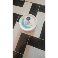 Kem dưỡng ẩm NIVEA Soft Đức 200ml