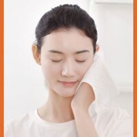 Kem Dưỡng Ẩm Sáng Da Chiết Xuất Từ Hoa Anh Đào Đảo Jeju Innisfree Cherry Blossom Jelly Cream Hàn Quốc 50ml