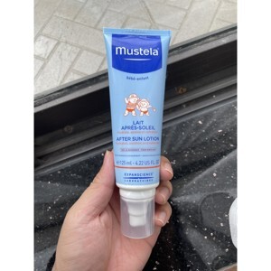 Kem dưỡng da Mustela 125ml HT559