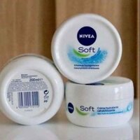 Kem dưỡng da Nivea soft Đức 200ml