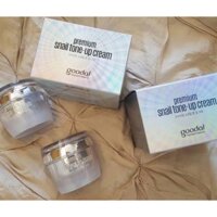 KEM DƯỠNG DA ỐC SÊN GOODAL PREMIUM SNAIL TONE UP CREAM 50ML