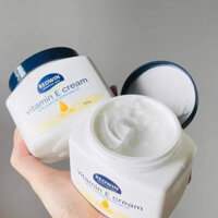 Kem dưỡng da Vitamin E 300g của Úc