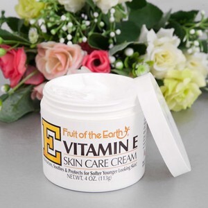 Kem dưỡng da Vitamin E Fruit of the Earth Skin Care Cream 113g