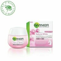 Kem dưỡng garnier