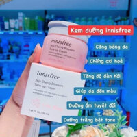 Kem dưỡng nâng tông chiết xuất hoa anh đào Innisfree Cherry Blossom Toneup Cream