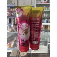 Kem dưỡng thể Bath Body Works Cherry Blossom Body Cream 226gr (tuýp)