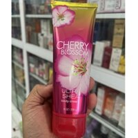 Kem dưỡng thể Bath Body Works Cherry Blossom Body Cream 226gr (tuýp)