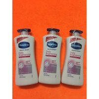 Kem dưỡng thể Vaseline 725ml của Mỹ,Kem dưỡng thể Vaseline Body Lotion Intensive Care 725ml xuất xứ Mỹ