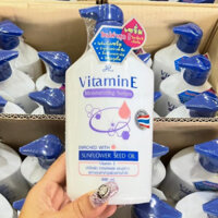 Kem dưỡng thể Vitamin E Moisturizing Serum Sunflower Seed Oil 400ml