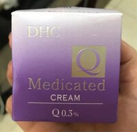 Kem dưỡng trắng, chống lão hóa siêu năng – DHC Medicated Q Quick Gel Moist & Whitening Q 0.3% (50g)