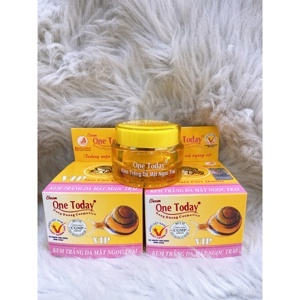 Kem dưỡng trắng da ngọc trai One Today Vip