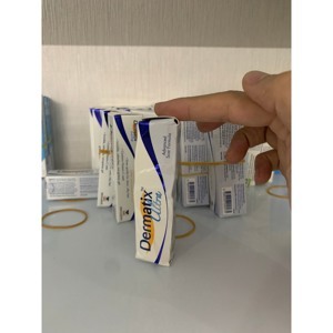 Kem hỗ trợ trị sẹo Dermatix 15g