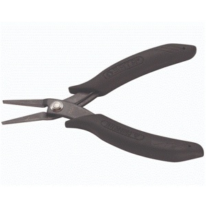 Kềm mũi phẳng 6in Sata 75121