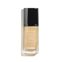 Kem nền Chanel Vitalumiere SPF 15
